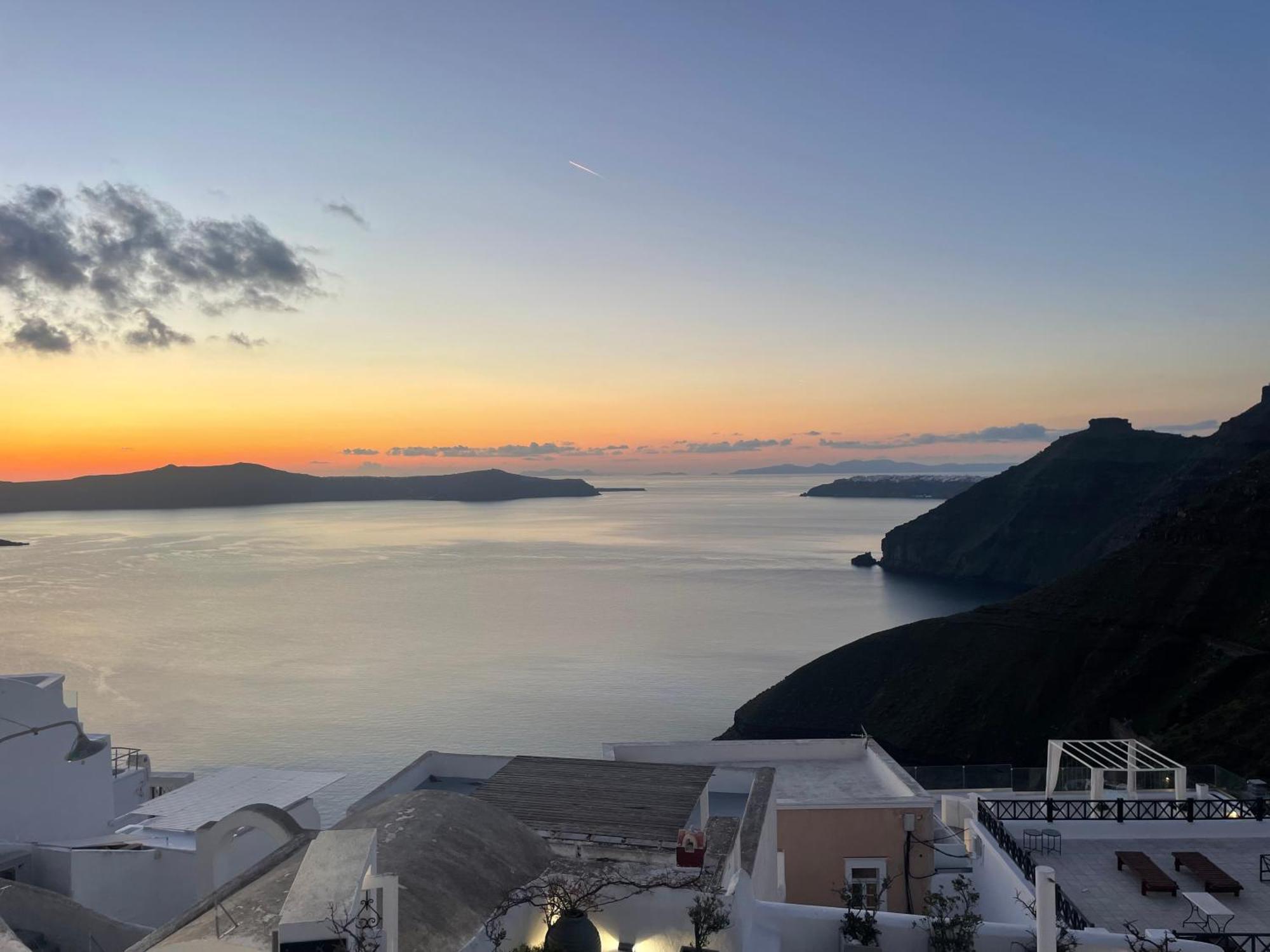 Doukas Caldera Suites Fira  Exterior foto